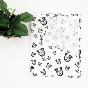 Organic-muslin-swaddle-blanket-with-English-Bulldog-print