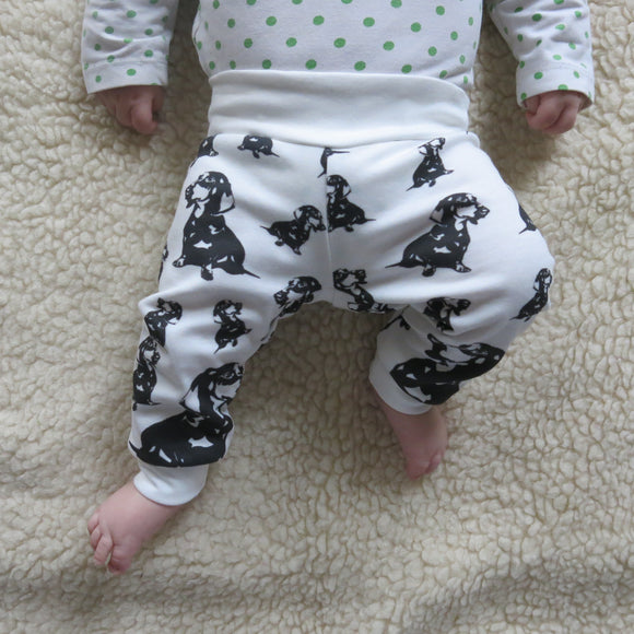 dachshund-dog-pattern-baby-leggings