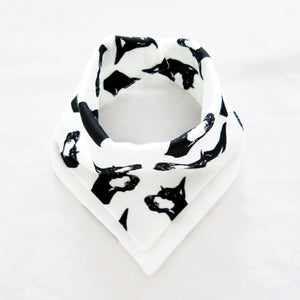 doberman-dog-pattern-bandana-for-babies